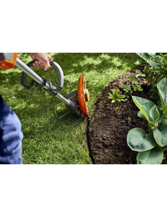 Podkaszarki - Model HUSQVARNA 110iL z akumulatorem i ładowarką