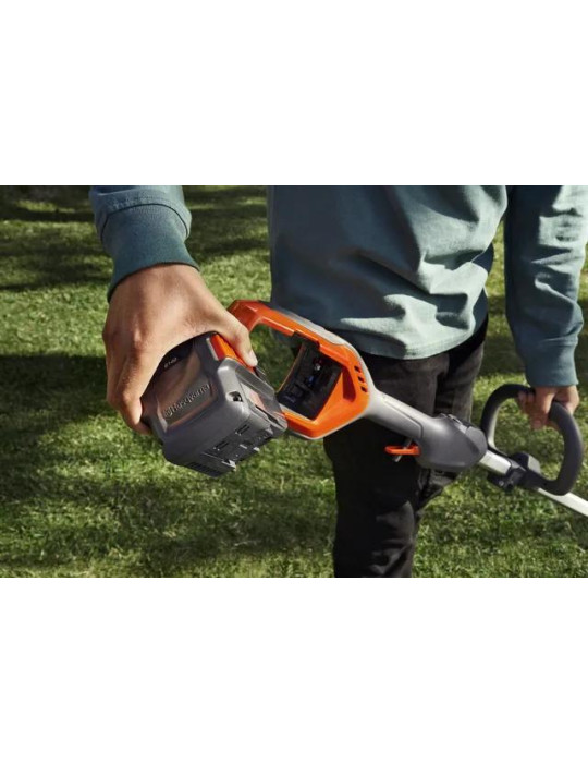 Podkaszarki - Model HUSQVARNA 215iL z akumulatorem i ładowarką