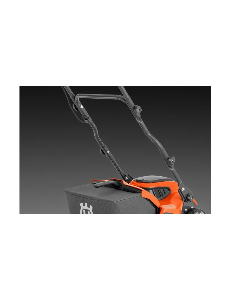 Wertykulatory i skaryfikatory - HUSQVARNA S 138C