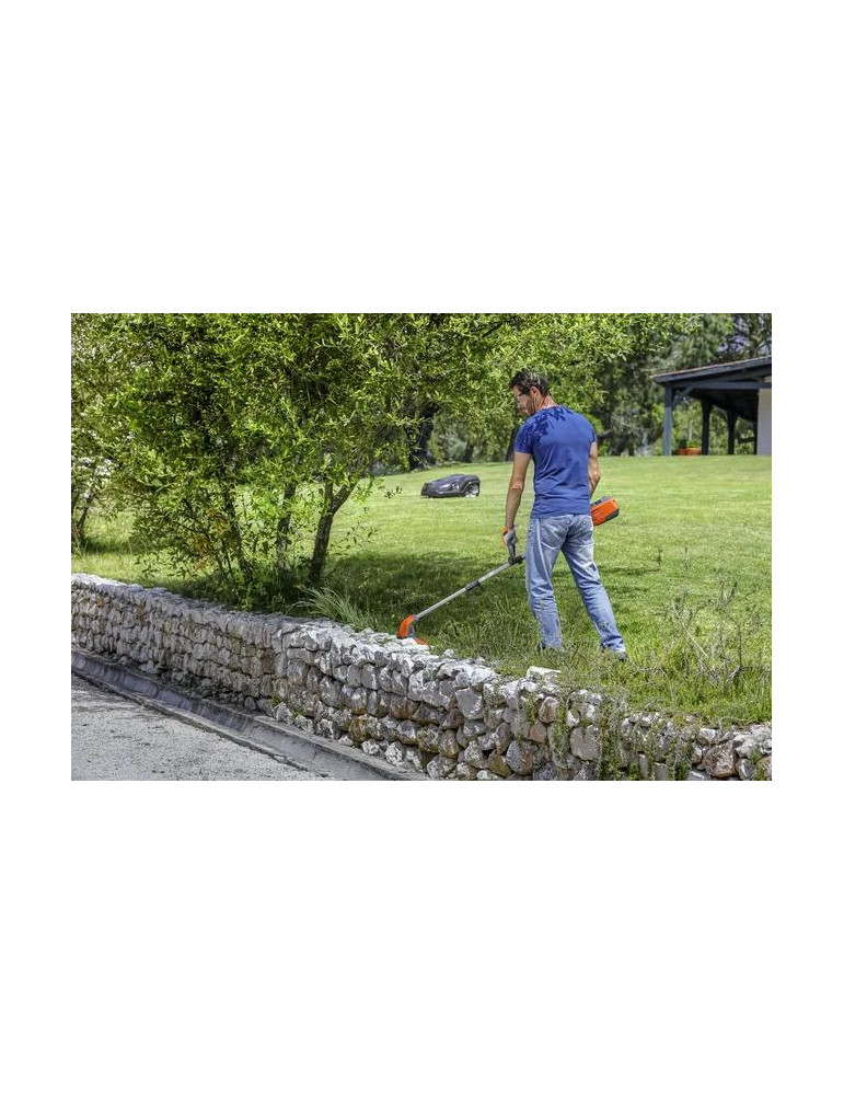 Roboty koszące - HUSQVARNA AUTOMOWER® 440