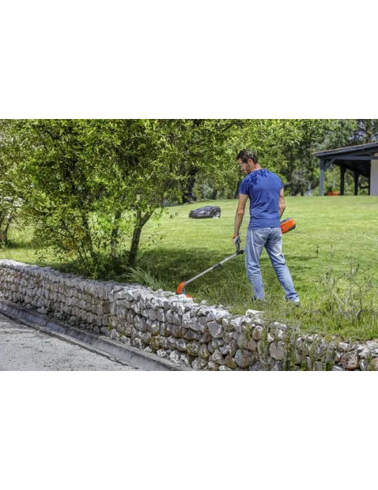 Roboty koszące - HUSQVARNA AUTOMOWER® 440