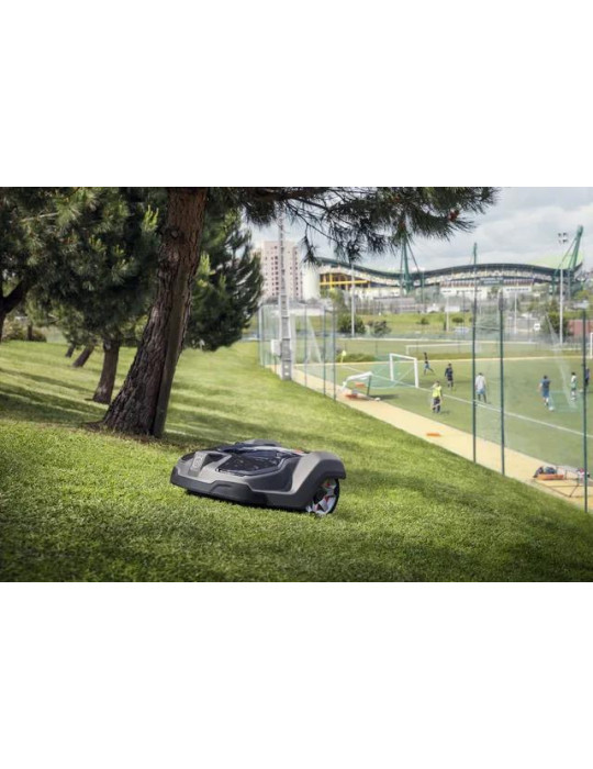 Roboty koszące - HUSQVARNA AUTOMOWER® 450X