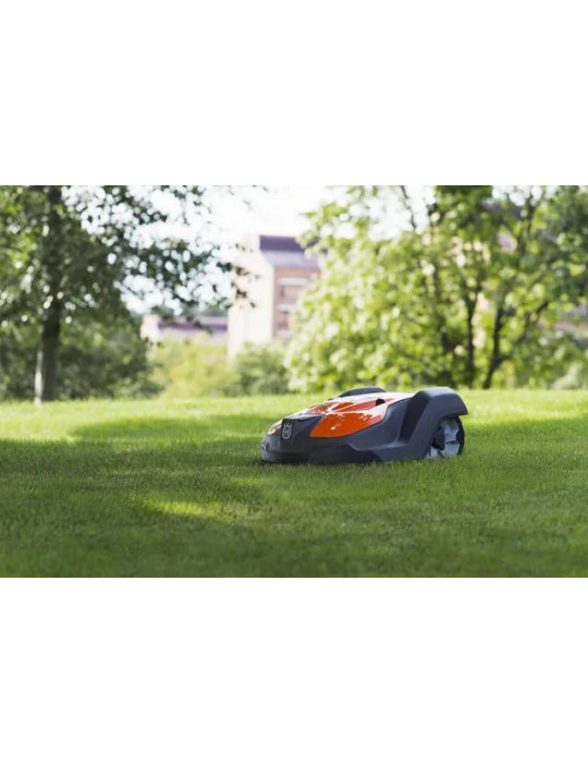Roboty koszące - HUSQVARNA AUTOMOWER® 550