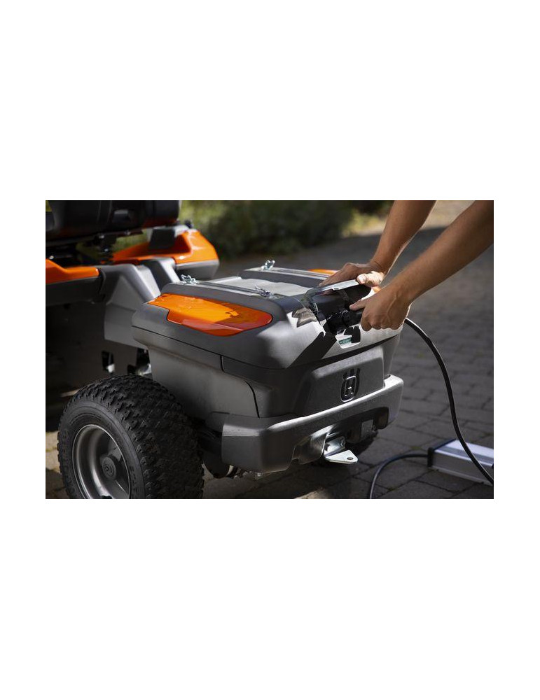 do urządzeń akumulatorowych - Ładowarka Husqvarna PS300C