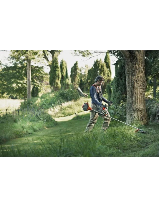 Wykaszarki - Husqvarna 122R z głowicą żyłkową