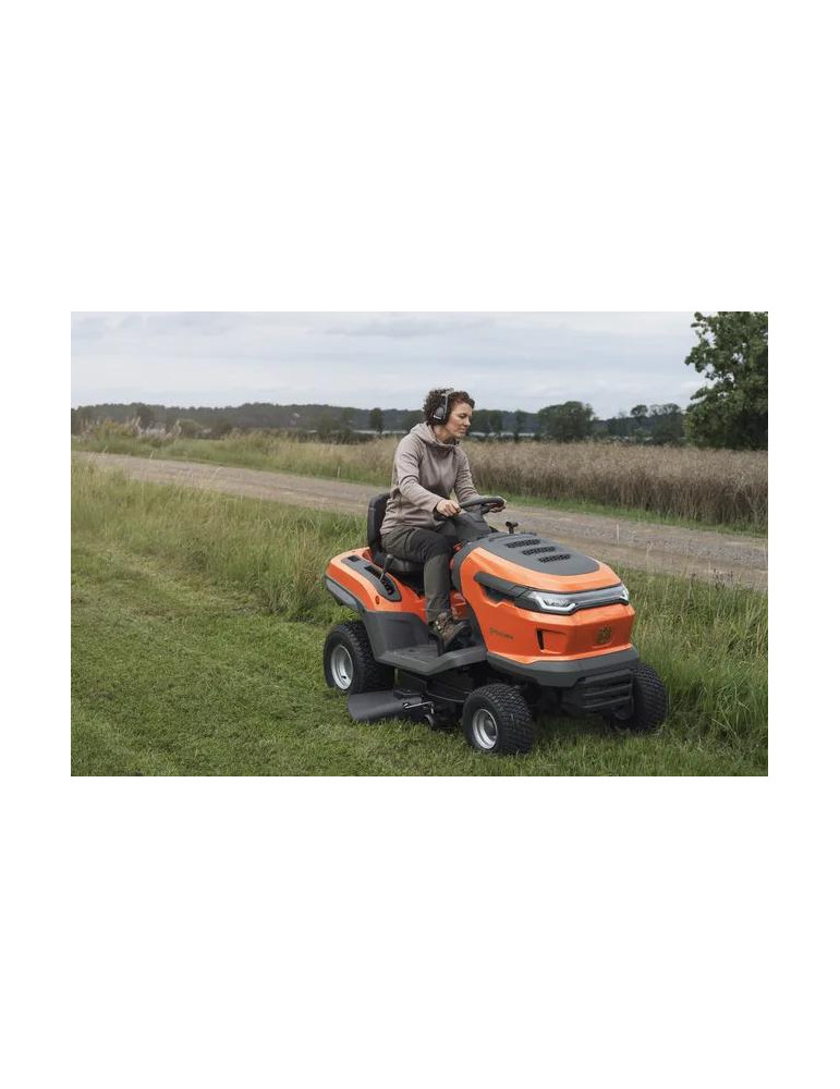 Traktory ogrodowe - Husqvarna TS 215T