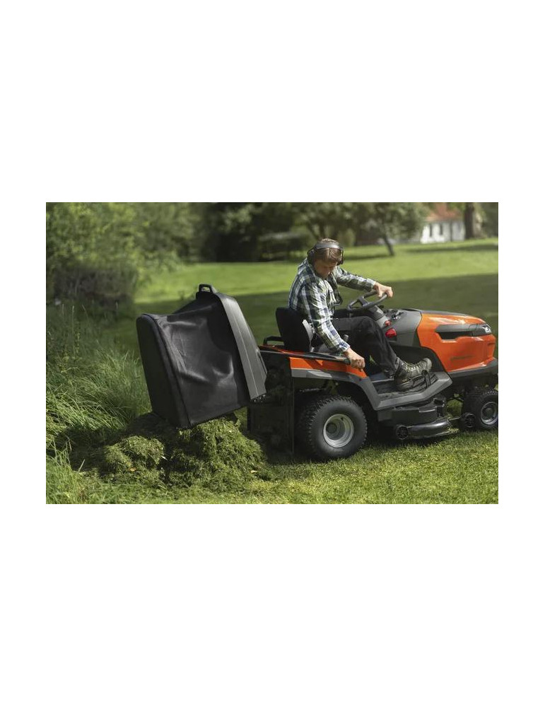 Traktory ogrodowe - Husqvarna TC 220T