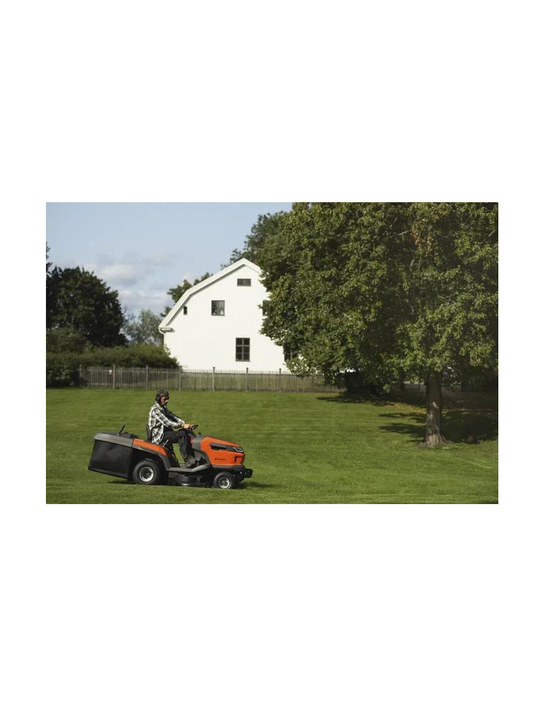 Traktory ogrodowe - Husqvarna TC 220T