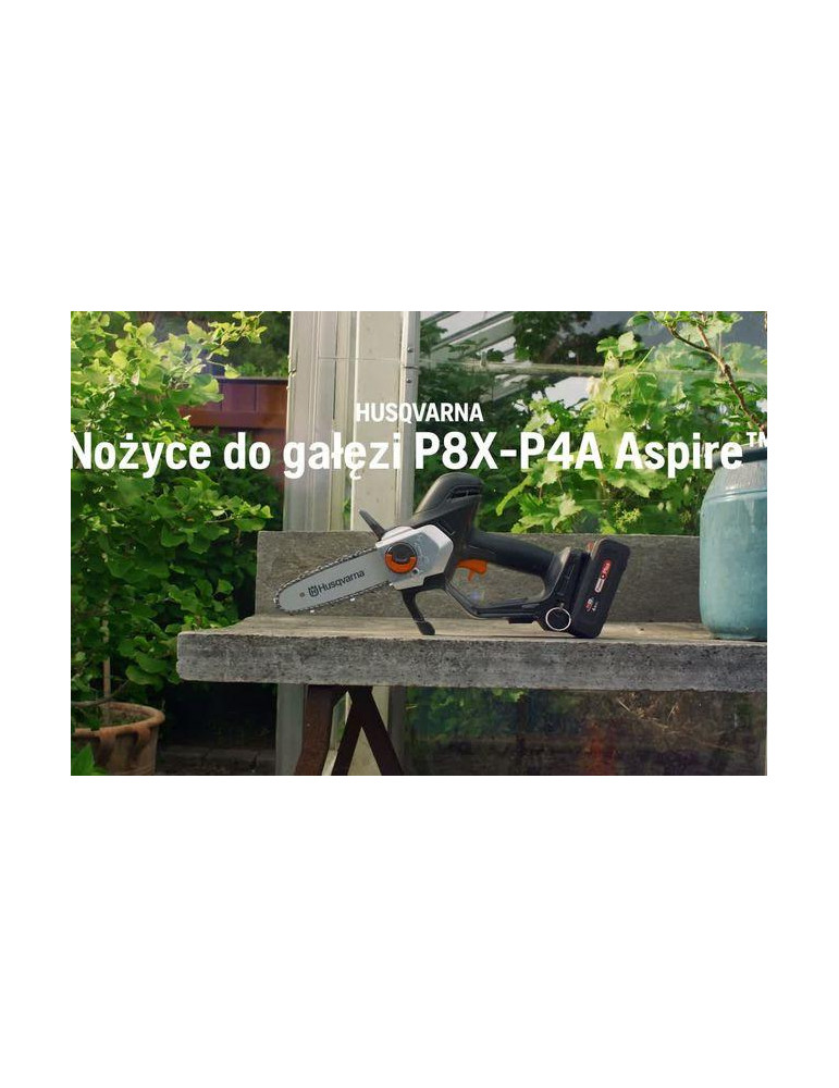 Model Aspire™ P8X-P4A z akumulatorem i ładowarką