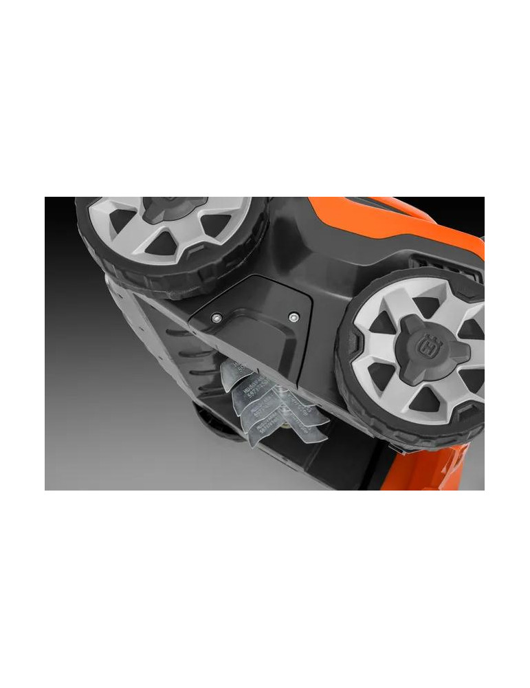 Model HUSQVARNA S 138i bez akumulatora i ładowarki