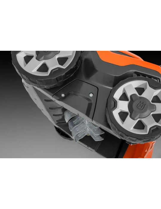 Model HUSQVARNA S 138i bez akumulatora i ładowarki